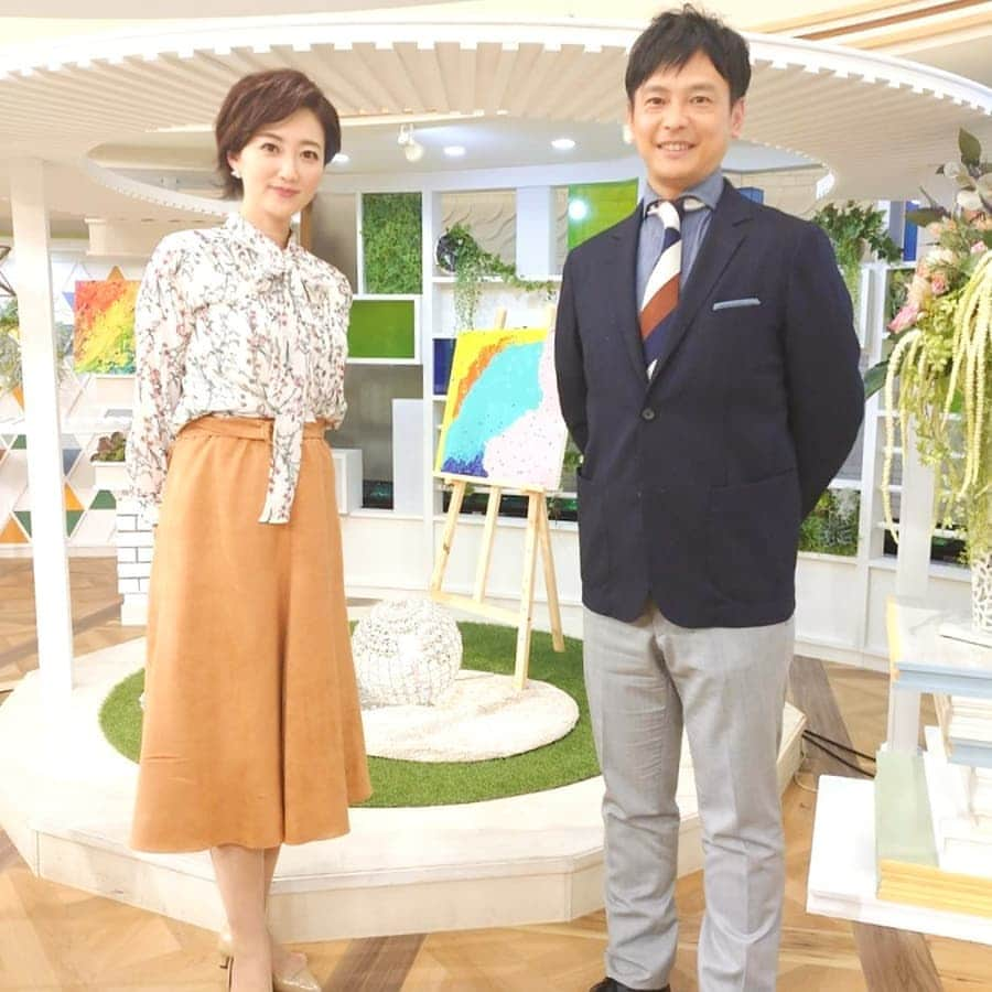 池尻和佳子さんのインスタグラム写真 - (池尻和佳子Instagram)「今日の衣装でした🍀  皆さま、良い週末を～‼️  #衣装#swingle#anemone#天神 #金曜日#タダイマ#スパイラルセンス #styling#中山昌子さん#緒方 さん #アナウンサー#田畑竜介#池尻和佳子 #良い#週末を」10月24日 0時02分 - wakako_ikejiri_rkb