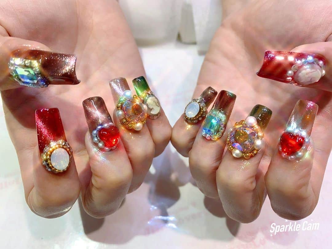 mamijinguのインスタグラム：「@yukatachibana  今回はチョコのカンカンイメージ🍫  #jillandlovers #nail #nailart #paragel #gelneil#gel #ネイル #ネイルアート #me #look #love #かわいい」