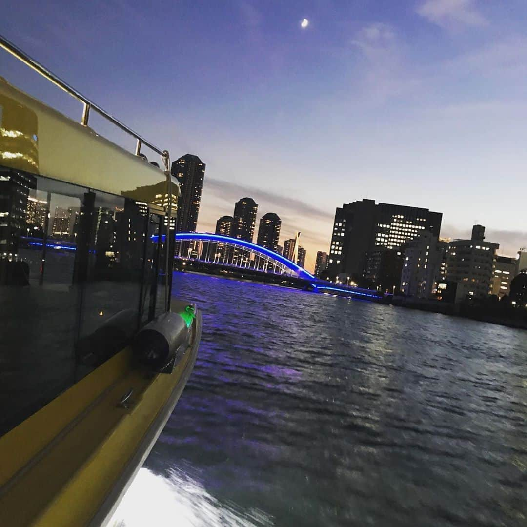 TOKYO WATER TAXIさんのインスタグラム写真 - (TOKYO WATER TAXIInstagram)「静かな夜に向かって。  #tokyo #tokyowatertaxi」10月24日 0時10分 - tokyowatertaxi