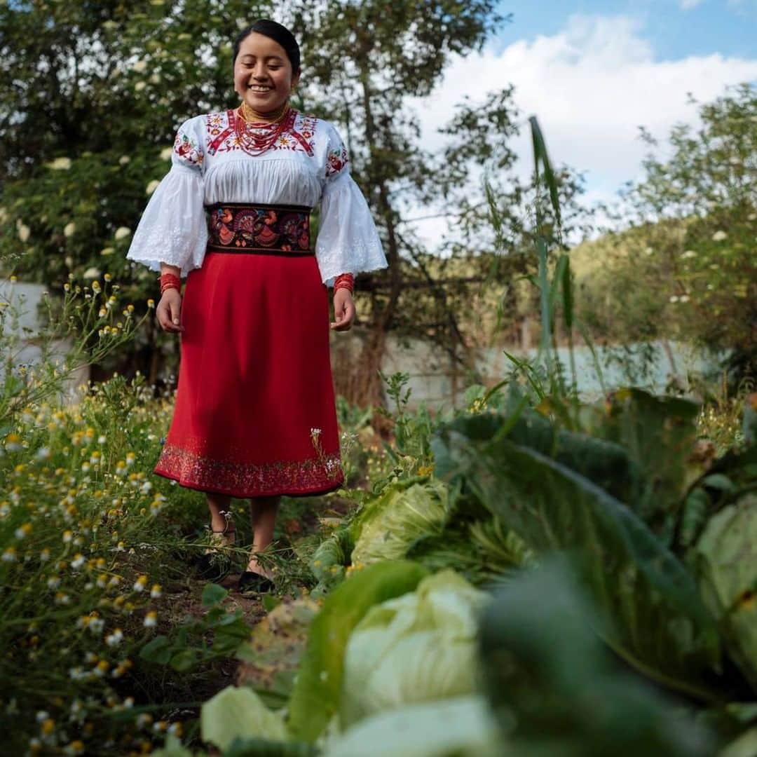 unicefさんのインスタグラム写真 - (unicefInstagram)「“I want people in rural areas to have the same opportunities as people in cities.” 16-year-old Belen is a councilwoman in Ecuador advocating for indigenous rights. “I imagine a world with respect for different cultures, with respect for men and women…I dream of equity." #GenerationEquality © UNICEF/UNI363628/Arcos」10月24日 0時45分 - unicef