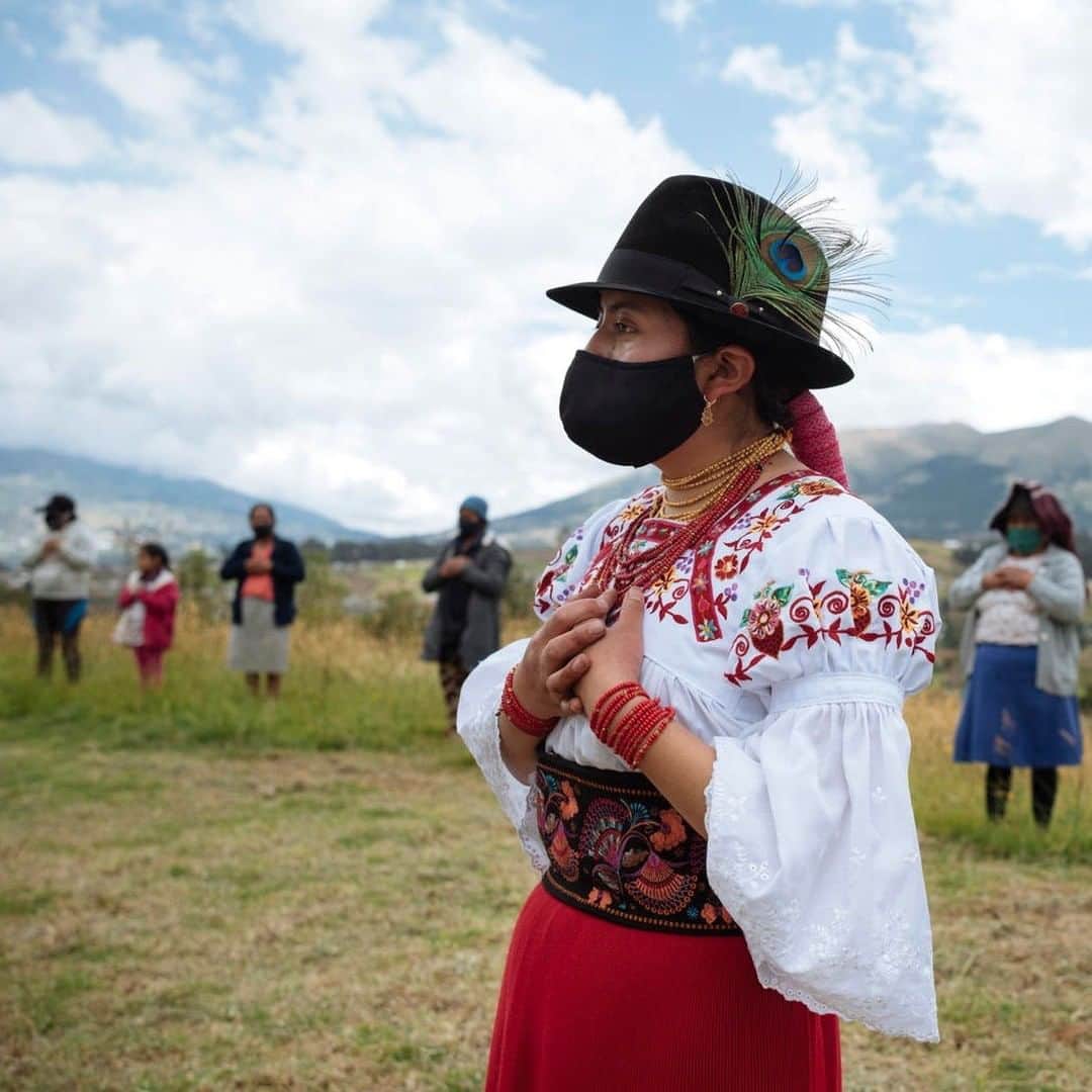 unicefさんのインスタグラム写真 - (unicefInstagram)「“I want people in rural areas to have the same opportunities as people in cities.” 16-year-old Belen is a councilwoman in Ecuador advocating for indigenous rights. “I imagine a world with respect for different cultures, with respect for men and women…I dream of equity." #GenerationEquality © UNICEF/UNI363628/Arcos」10月24日 0時45分 - unicef
