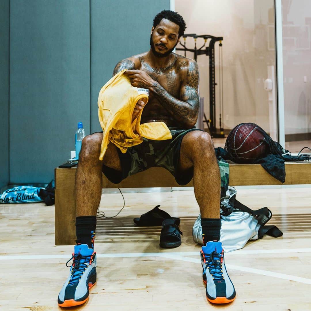カーメロ・アンソニーのインスタグラム：「Even Righteous Minds Go Through This... #STAYME7O」