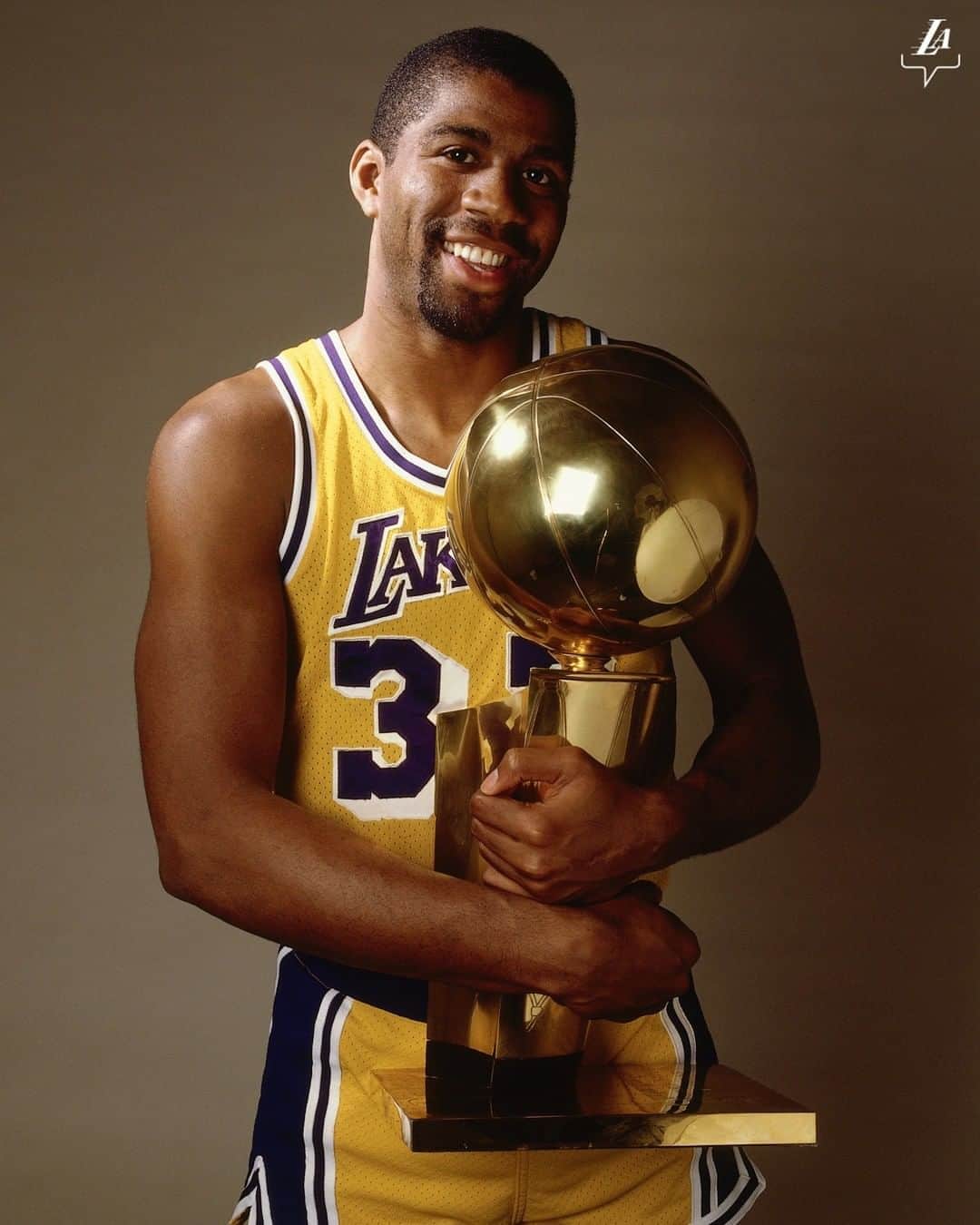 Los Angeles Lakersさんのインスタグラム写真 - (Los Angeles LakersInstagram)「Legacy 🏆」10月24日 2時00分 - lakers