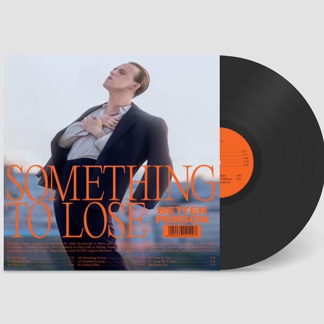 MGMTのインスタグラム：「“Something to Lose” is OUT TODAY! The debut @better__person album, produced and mixed by Ben, is now available to purchase and stream! Ben’s thoughts on the release: “Way back in simpler times, I produced an album. At long last, it is here! I am overjoyed that everyone finally gets to hear it! I came to Better Person’s music as a fan, and even if I hadn’t had anything to do with making it, this would be my album of the year. Enjoy!” Buy/watch/listen at the link in bio.」