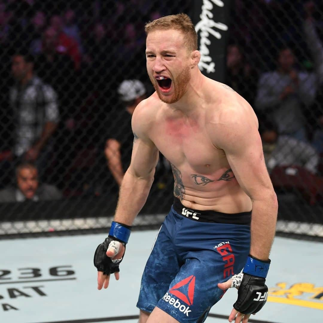 UFCさんのインスタグラム写真 - (UFCInstagram)「One punch power! @Justin_Gaethje may be the most exciting man in the sport 🍿  [ #UFC254 - Oct 24 - Main Card at 2pmET - LINK IN BIO ]  [ #InAbuDhabi  @VisitAbuDhabi ]」10月24日 4時02分 - ufc