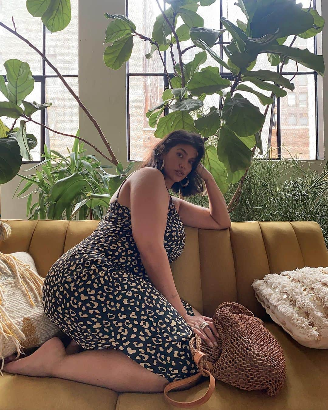 La'Tecia Thomasさんのインスタグラム写真 - (La'Tecia ThomasInstagram)「Sunshine in the wintertime 🌻 @fashionnovacurve fashionnovapartner」10月24日 5時05分 - lateciat