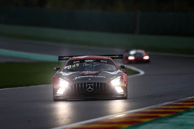 Mercedes AMGさんのインスタグラム写真 - (Mercedes AMGInstagram)「The #88 Mercedes-AMG GT3 by @akkaaspteam claimed Pole Position for the @total24hoursofspa! @team_rmarciello drove the fastest lap time in Super Pole and, thus, secured an excellent starting position for tomorrow’s race (3.30 p.m. CEST). Thanks to a strong performance by @maroengel, the Mercedes-AMG Team HRT (@hauptracingteam) clinched P3. The #89 car by AKKA ASP Team will start the 24-hour race at @circuit_spa_francorchamps in P19.  #24hAMG #Spa24H #AMGGT3 #MercedesAMG #MercedesAMGMotorsport #GTWorldChEu #IntGTC #10YearsAMGCustomerRacing」10月24日 5時31分 - mercedesamg