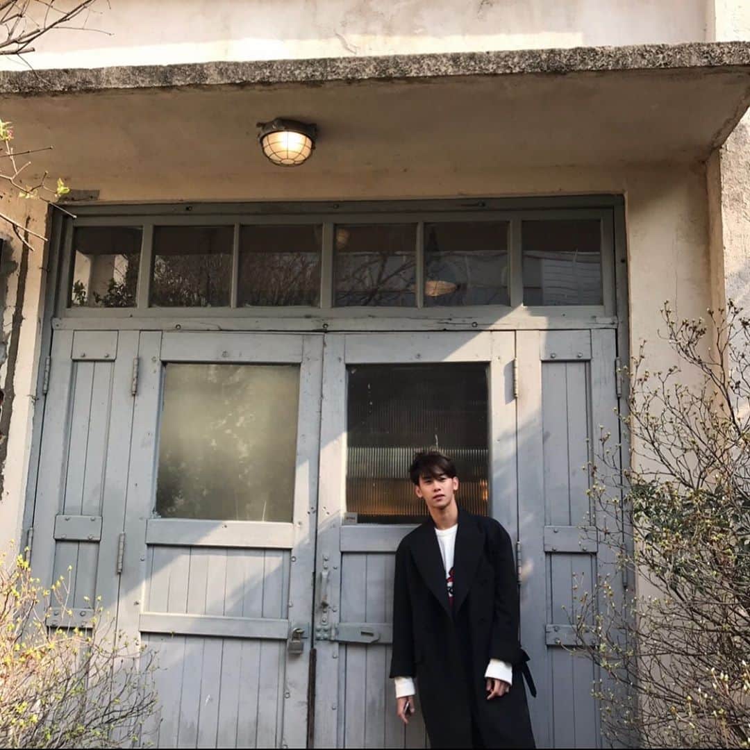 のインスタグラム：「언제였더라?」