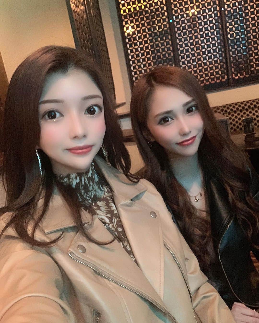 のインスタグラム：「こことの意思疎通が最近すごい  #静岡#歌舞伎町#名古屋#新宿 #北新地#ミナミ#両替町 #club jerry#make#beauty #fashion#selfie#style#推し #ヘアメ#ドレス#過去pic #outdoor#ライブ配信#筋トレ #韓国ファッション」
