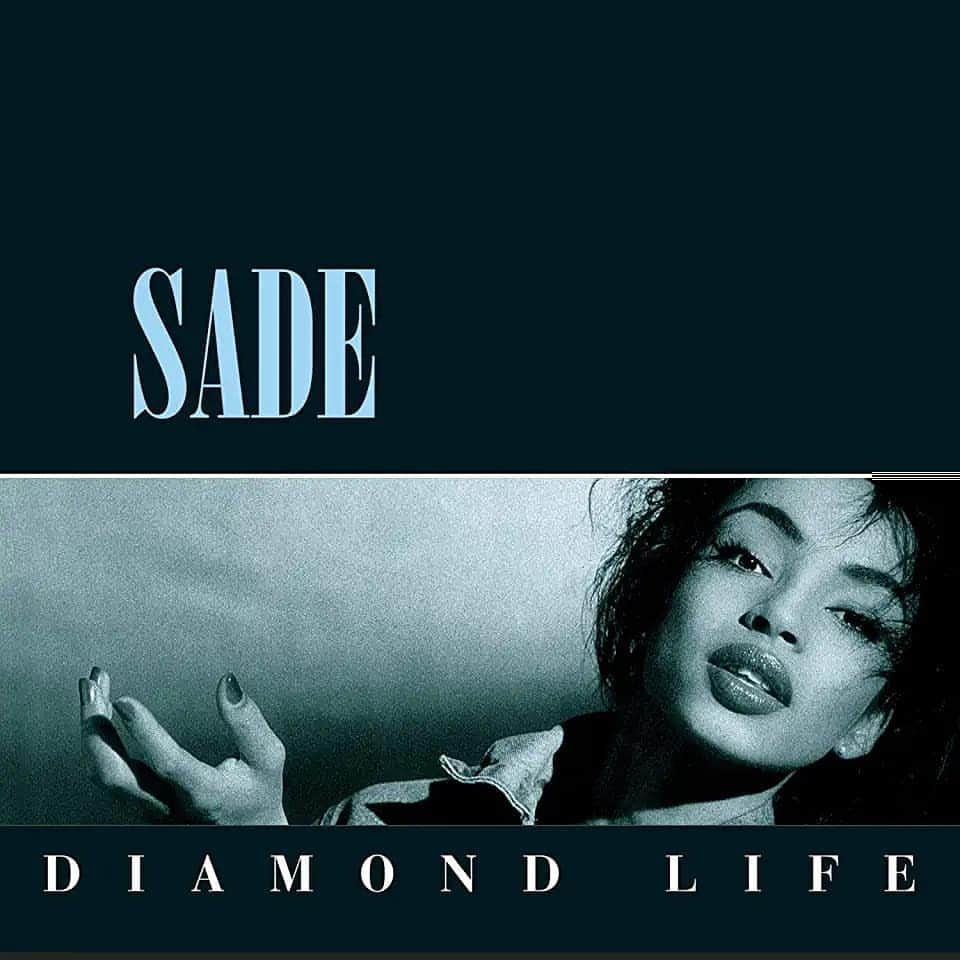 中村松江さんのインスタグラム写真 - (中村松江Instagram)「今日の一曲はSadeで『Hang On to Your Love』です✨ アルバム「Diamond Life」に収録。 シャーデー、1984年の衝撃のファーストアルバムからの一曲です✨ シャーデーを象徴する代表曲と言えば『スムース・オペレーター』ですが、名曲が揃ってるこのアルバムから敢えてこちらを選びました👍 (№414) #歌舞伎 #中村松江 #sade #hangontoyourlove #diamondlife」10月24日 8時41分 - matsue_nakamuraofficial