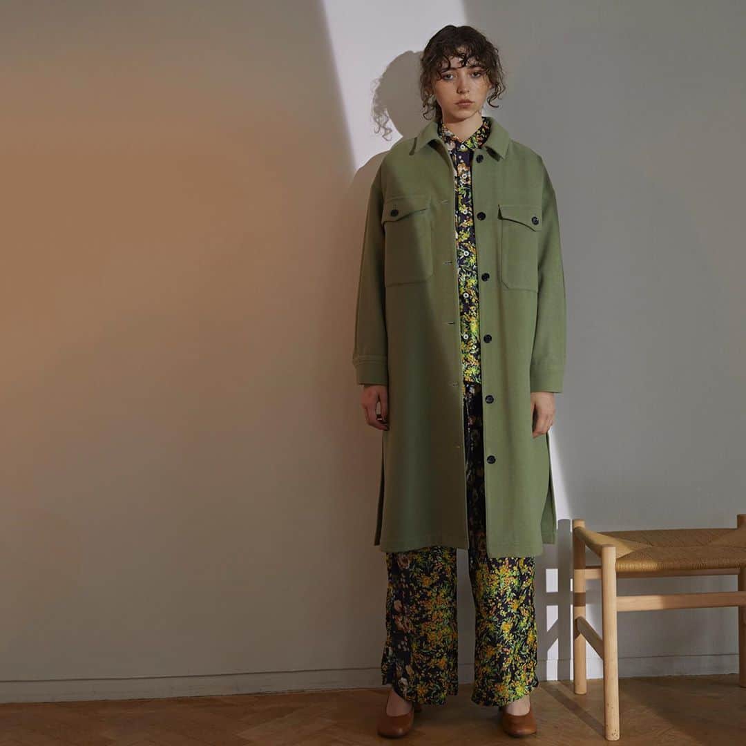 エリオポールのインスタグラム：「. HAVE A LOVELY DAY 10.23.-11.26.  . CPO LONG JACKET [HÉLIOPÔLE]  39,000yen+tax SHIRT [HOPE]  36,000yen+tax PANTS [HOPE]  参考商品 SHOES [PELLICO]  48,000yen+tax . . . #HELIOPOLE #エリオポール #HAVEALOVELYDAY #2020aw #autumnwinter #selectshop #fashion #CPOJACKET #style #Utility #british #britishstyle」
