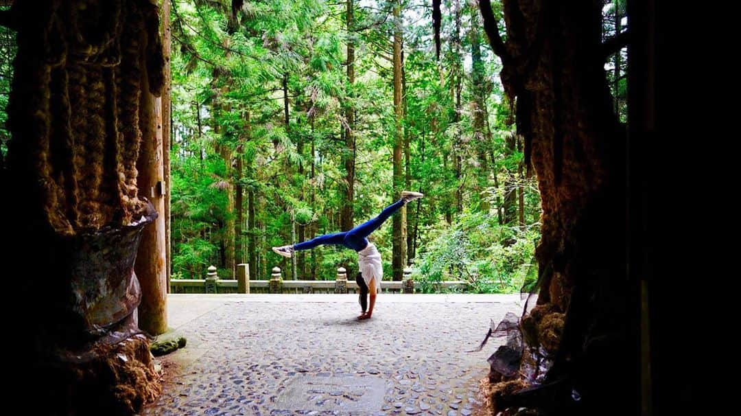 小林由佳さんのインスタグラム写真 - (小林由佳Instagram)「動きたいな。殺陣稽古も行きたい…スタァライトどんなお話かな気になる…  #acrobat #殺陣 #dance #稽古 #xpjp」10月24日 11時07分 - ykp_qkb