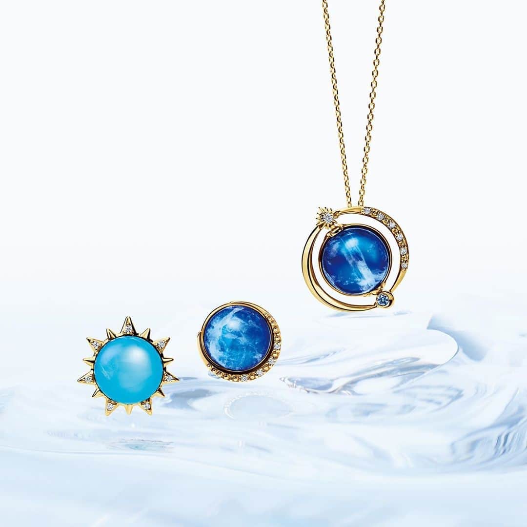 starjewelry_pressさんのインスタグラム写真 - (starjewelry_pressInstagram)「【THE EARTH】 2020年のコレクション“PLANET EARTH"を象徴する"THE EARTH"シリーズ。 地球モチーフに人々のパワー、未来への希望を込めたコンセプチュアルなジュエリーは、優美なブルーストーンが印象的な輝きを放ちます。  #starjewelry #スタージュエリー  #THEEARTH #necklace #ネックレス #pierce #ピアス #PLANETEARTH #jewelry」10月24日 16時50分 - starjewelry_press