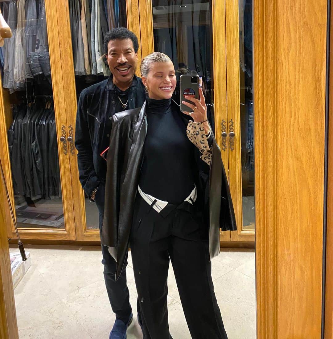 ソフィア・リッチーのインスタグラム：「Jeez I love you @lionelrichie」