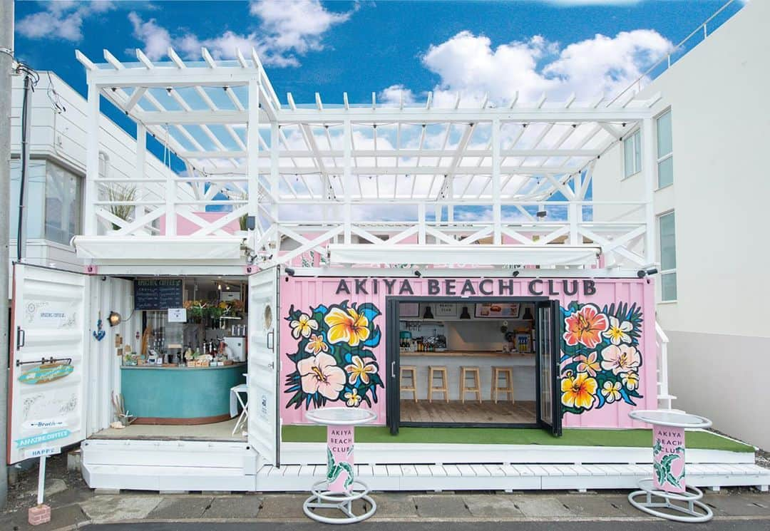 AMAZING COFFEEさんのインスタグラム写真 - (AMAZING COFFEEInstagram)「. 📣YOKOSUKA BEACH SIDE with AKIYA BEACH CLUB冬季休業のお知らせ📣 . いつもAMAZING COFFEEを応援していただき、誠にありがとうございます🙇‍♂️ . 横須賀店より、冬季休業のお知らせです。 . 誠に勝手ながら、横須賀店は2020年11月1日(日)〜2021年3月31日(水)の期間中、冬季休業に入らせていただきます。 . 暖かくなってきた頃の2021年4月1日(木)より、さらにPOWER UPして営業再開しますので、どうぞよろしくお願いいたします‼️🙇‍♂️ . みなさまにまたお会いできるのを、AMeCO STAFF一同楽しみにしております🤗🌸✨」10月24日 12時00分 - amazing_coffee_official