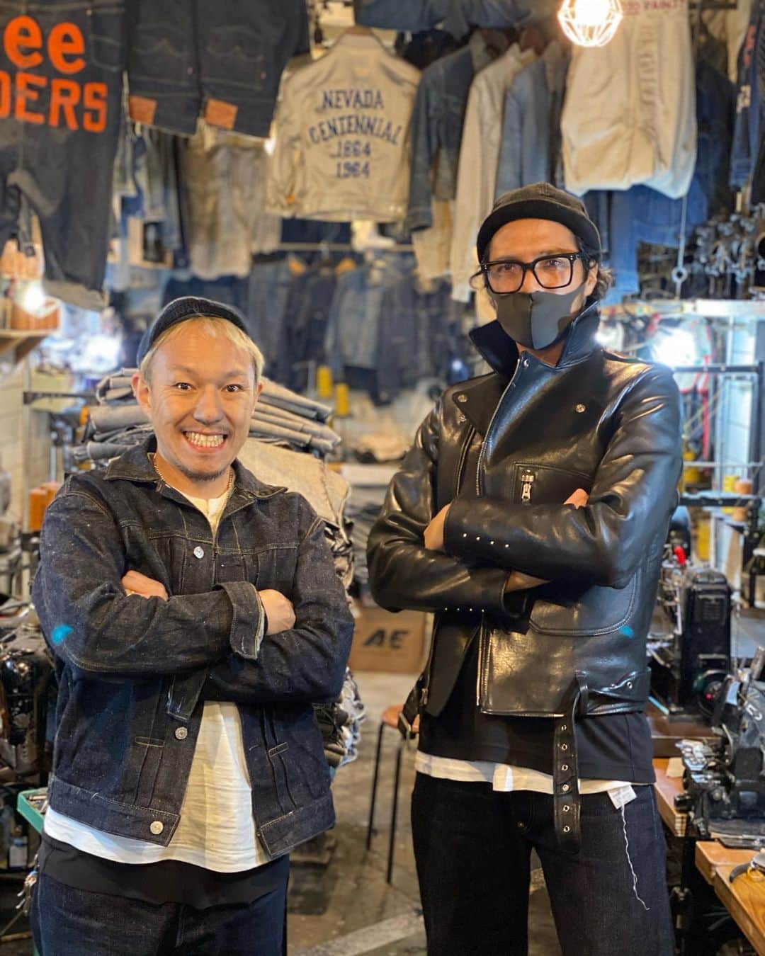 Zoeさんのインスタグラム写真 Zoeinstagram 究極のデニムを探して滋賀県八日市 One Piece Of Rock の小中さんを訪ねました 北海道や沖縄のような遠方から何度通っても 商品を手に入れられない方も大勢いらっしゃるとお聞きしましたが 本当に運とタイミングで