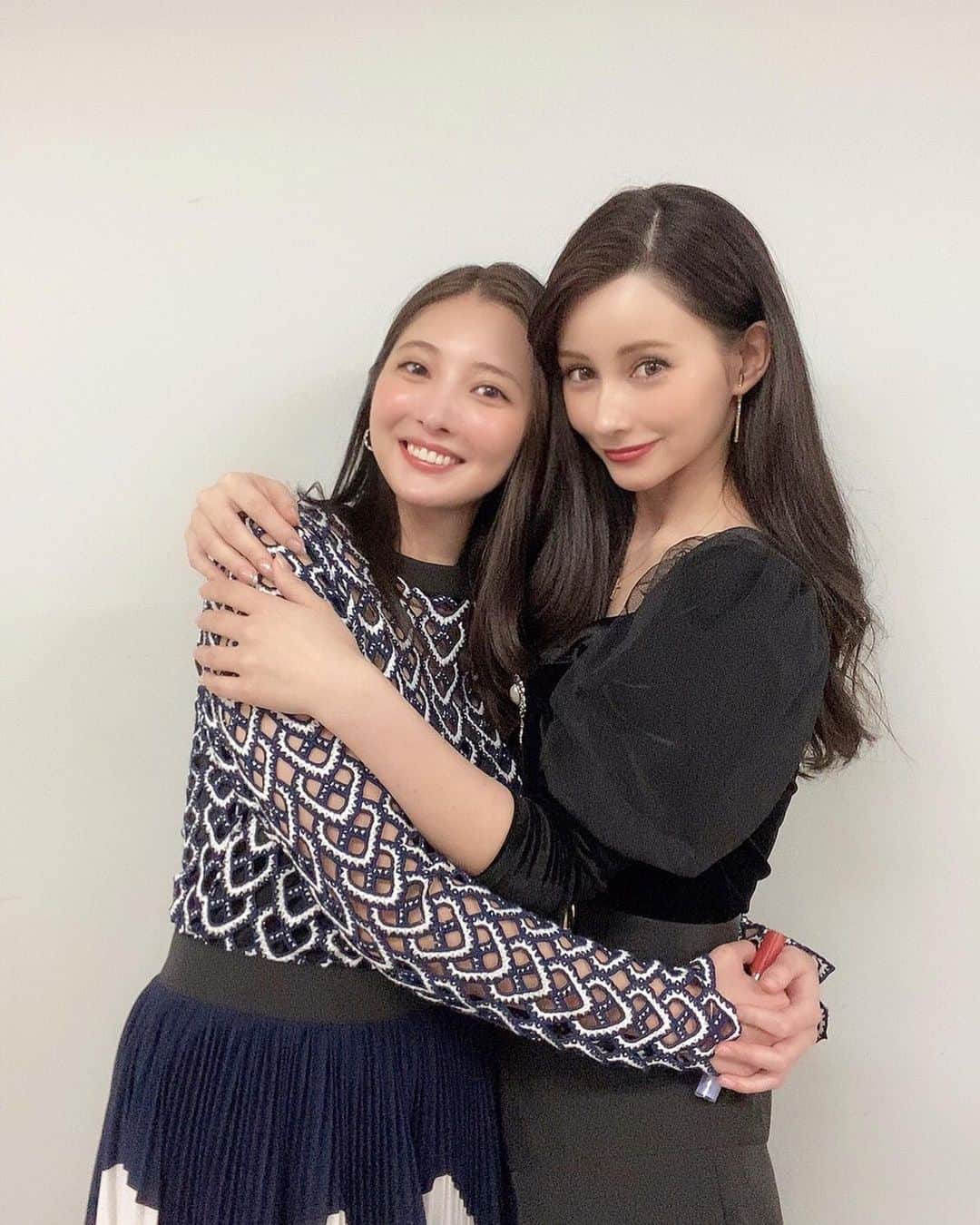 大石絵理のインスタグラム：「だいすきな先輩と収録でした😍😍 @darenogare.akemi」