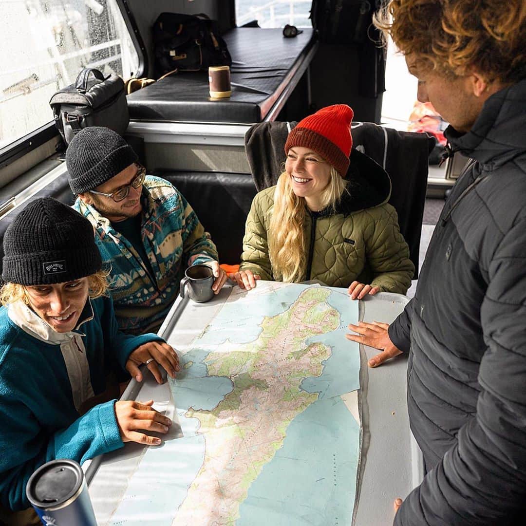ビラボンのインスタグラム：「Drop a pin and go. 📍  #BillabongAdventureDivision」