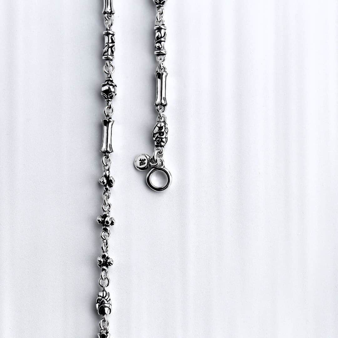 のインスタグラム：「﻿ Nomad Necklace 60cm ¥52,000 +TAX﻿ ﻿ #bloodymaryjewelry #bloodymary #jewelry #silver #fashion #jewelryporn #jewelrydesign #jewelrygram #accessory #accessories #silverjewelry #ブラッディマリー #シルバーアクセサリー #fashionjewelry #black #blackfashion #シルバー #アクセサリー」