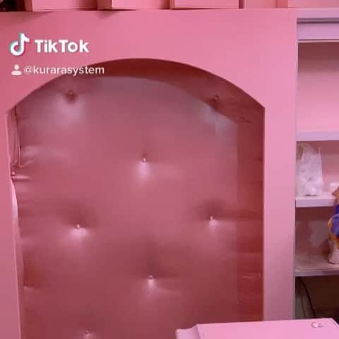 双木昭夫のインスタグラム：「初めて内装のお仕事を頼まれました💖  最近ずーっと歌舞伎町でコンセプトカフェ作っております、やっと可愛いくなって来ました💖」