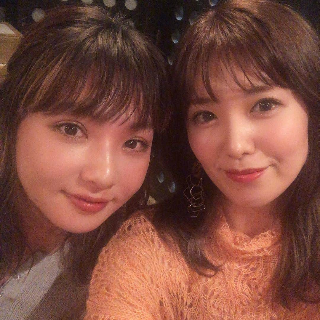 長江愛美さんのインスタグラム写真 - (長江愛美Instagram)「のんてぃーと焼肉day🥩❤️  芽ネギの新メニュー美味しかった😋  野呂さんったらなんだか、またさらに可愛くなってたなぁ👱🏻‍♀️🤍  いっぱい笑って元気もらいました🤣🌹 だいすき🤍  #焼肉 #のんてぃー #野呂佳代 #面白可愛い #アイドル #ファンです #きゅん #有難う #笑った #いくじなし」10月24日 13時17分 - manamin.512