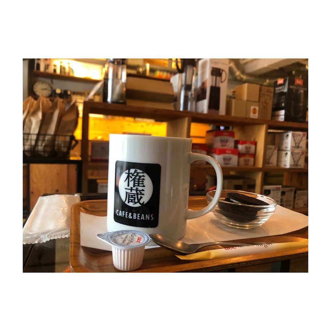 戸田華鈴のインスタグラム：「カフェ活🌿☕️  権蔵焙煎所CAFE&BEANS  YouTubeに詳しく投稿したよ✌️」