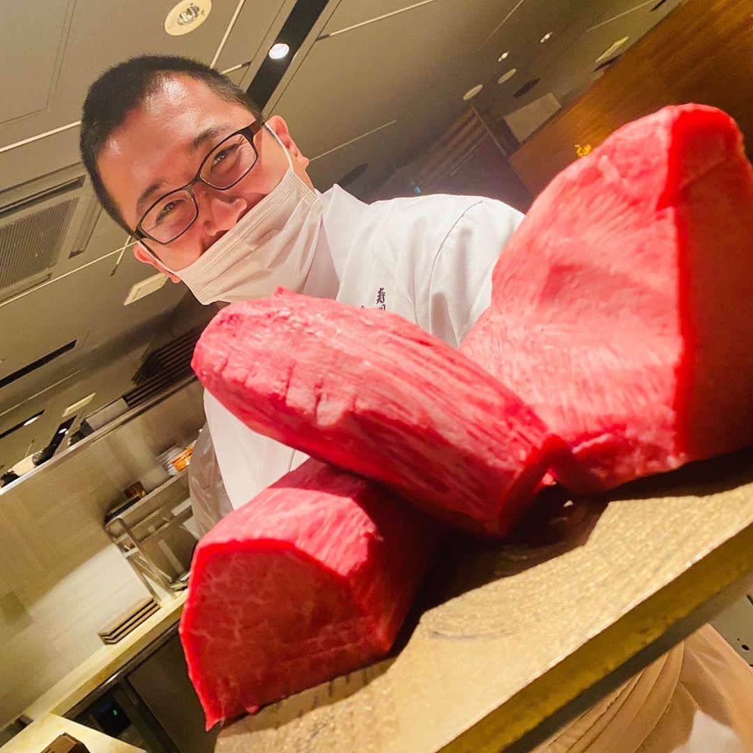 ちゃんうささんのインスタグラム写真 - (ちゃんうさInstagram)「寿司赤酢🍣肉の匠🤤💖」10月24日 14時11分 - chanusa0927