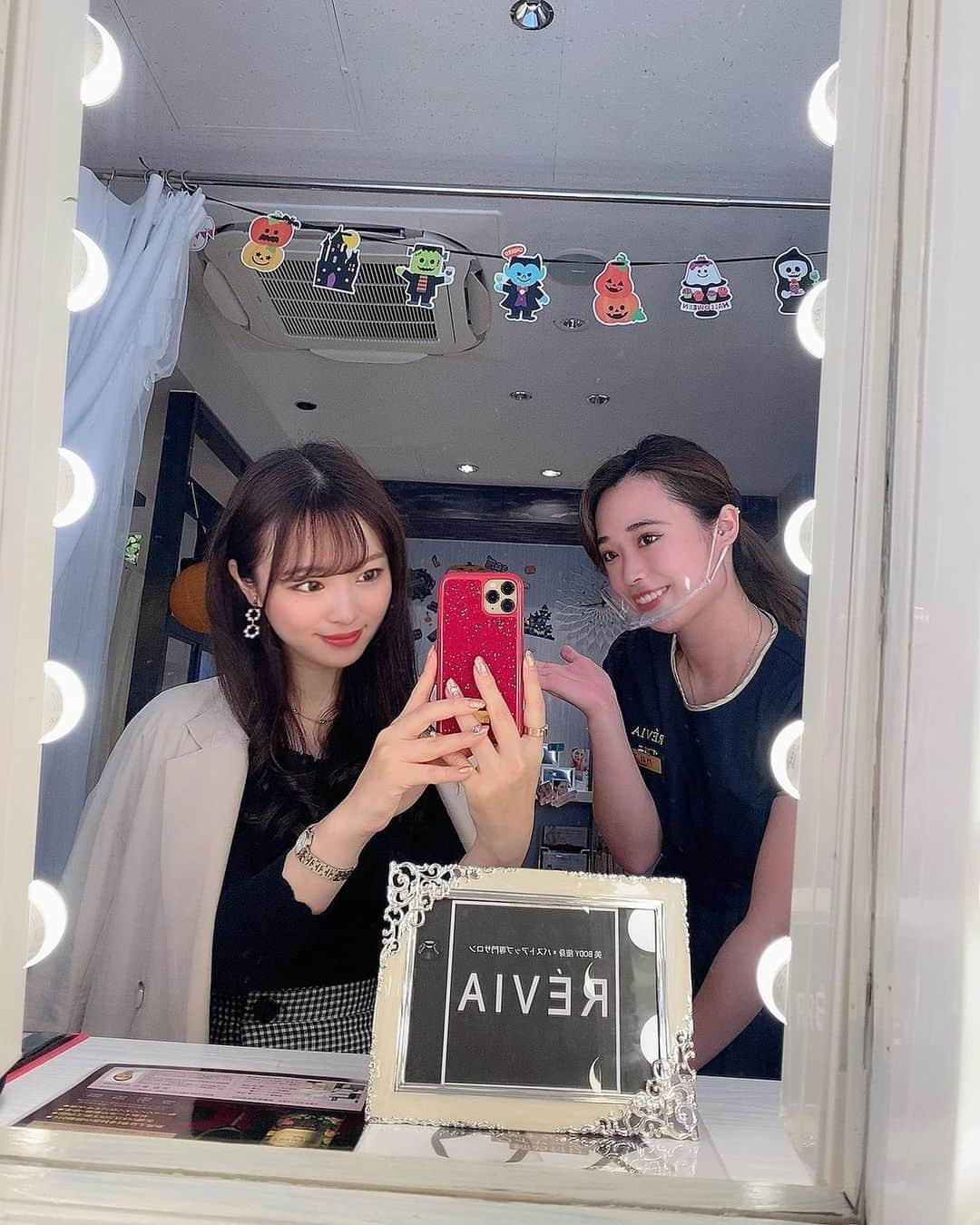 清里千聖さんのインスタグラム写真 - (清里千聖Instagram)「. @revia.nagoya さんでバストアップケア🥺💗﻿ 二の腕や背中のお肉を胸へ電流と一緒に﻿ 流す施術で巻き肩や姿勢から矯正を﻿ してもらうからゴリゴリで本当気持ちがよかった😌🤍﻿ ﻿ しかも1回の施術でこんなに変化がある﻿ バストアップサロンは初めてだったので驚きました🥺💗﻿ バストにお悩みがある方にもぜひ﻿ 体験してもらいたいな🤍﻿ 女性はもちろんREVIAの隣にメンズエステもあるので、﻿ 男性もぜひ🙈💕﻿ #美容day #REVIA #REVIAnagoya #バストアップ #バストアップサロン #名古屋エステ #👙」10月24日 14時27分 - chiseikiyosato