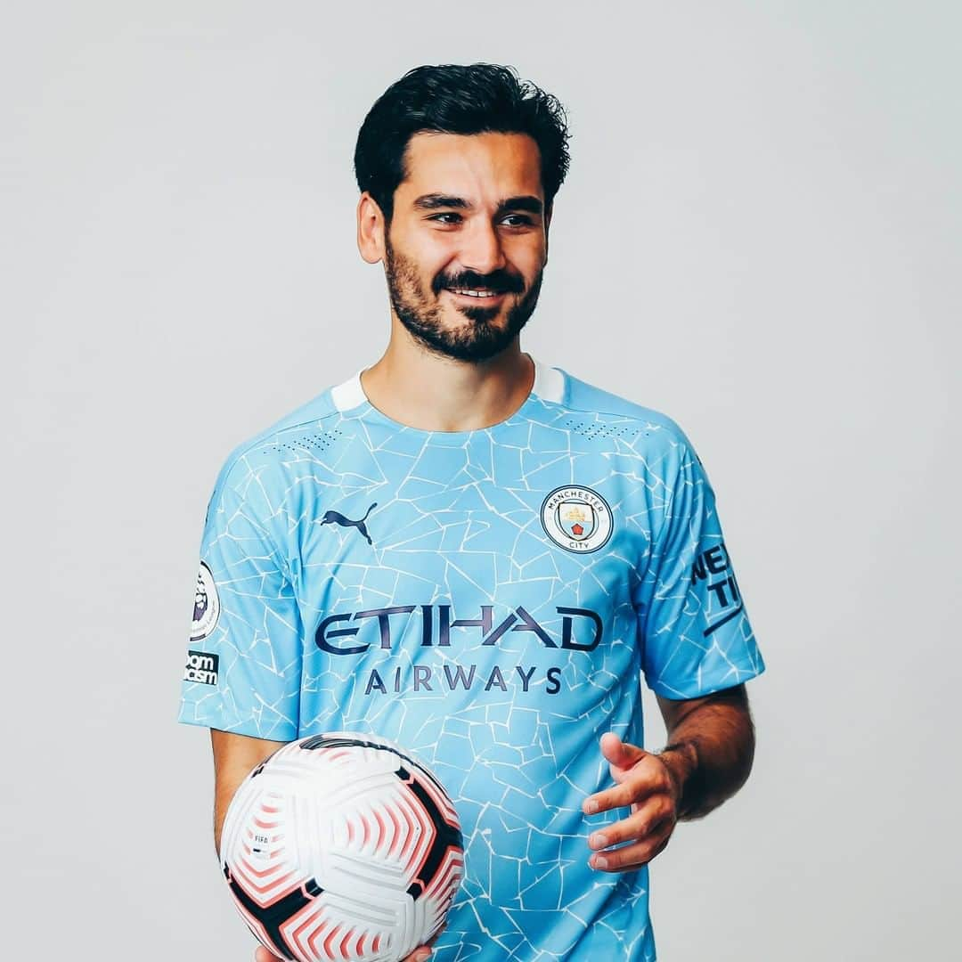 マンチェスター・シティFCさんのインスタグラム写真 - (マンチェスター・シティFCInstagram)「HBD @ilkayguendogan! Let's hope for a win to celebrate! 🙌 #mancity」10月24日 15時00分 - mancity