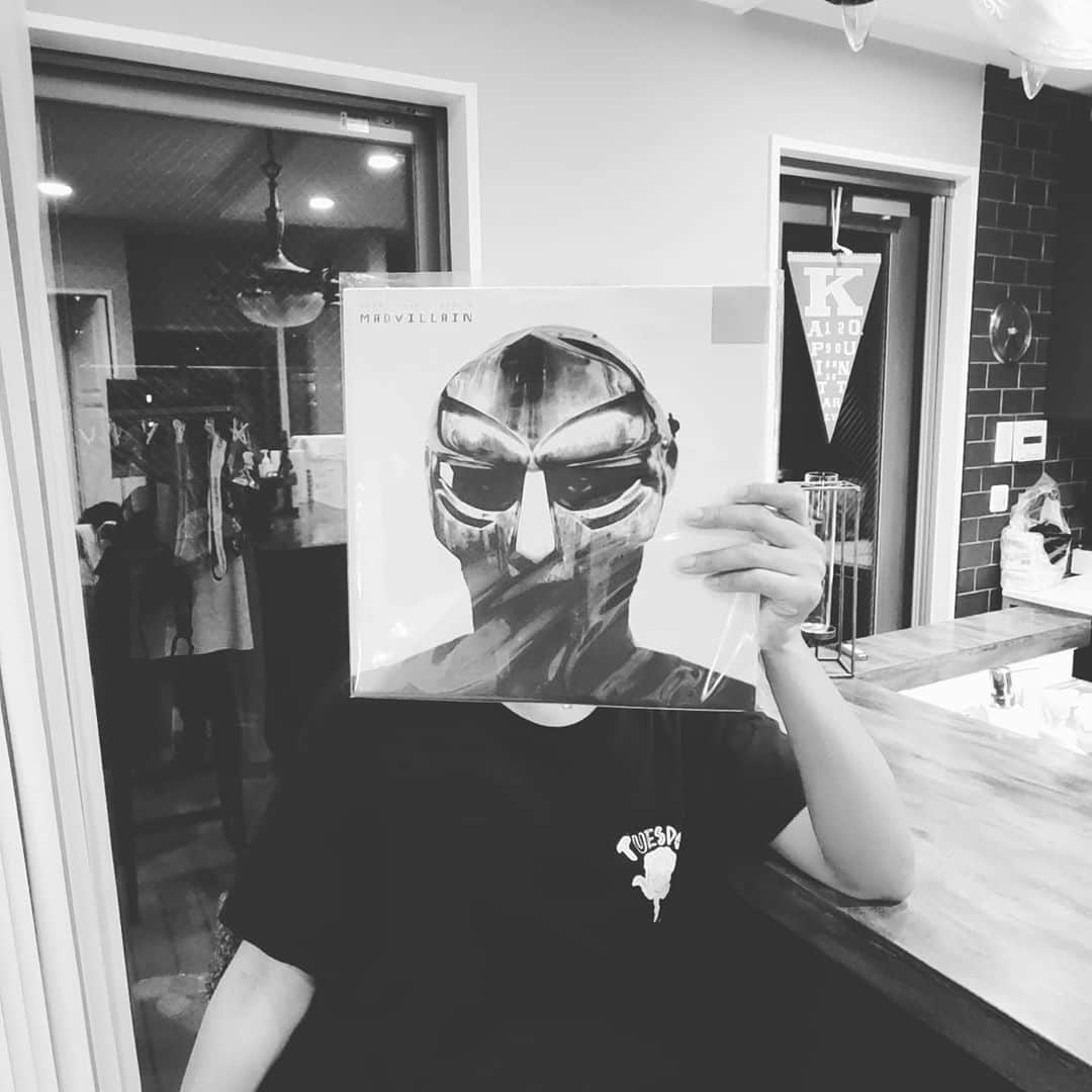 Crystal Kayのインスタグラム：「Good for Halloween??」
