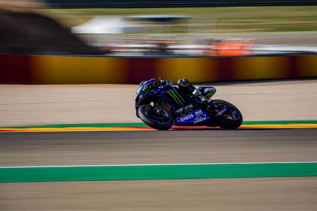 YamahaMotoGPさんのインスタグラム写真 - (YamahaMotoGPInstagram)「💬 @maverick12official, #AlcanizGP Qualifying Result - P4:  "We got the maximum result possible for us today. What‘s positive is that our main rivals didn‘t do so well either. We know we prepared well for the race, so our expectations are quite high, and I think we can do a really good job tomorrow. In the race we will try to be smart, be smooth on the bike, and save the tyres for the last ten laps – this is crucial. We’ll race before Moto2, that could be good for us in terms of grip."  #MonsterYamaha  #MotoGP」10月25日 1時06分 - yamahamotogp