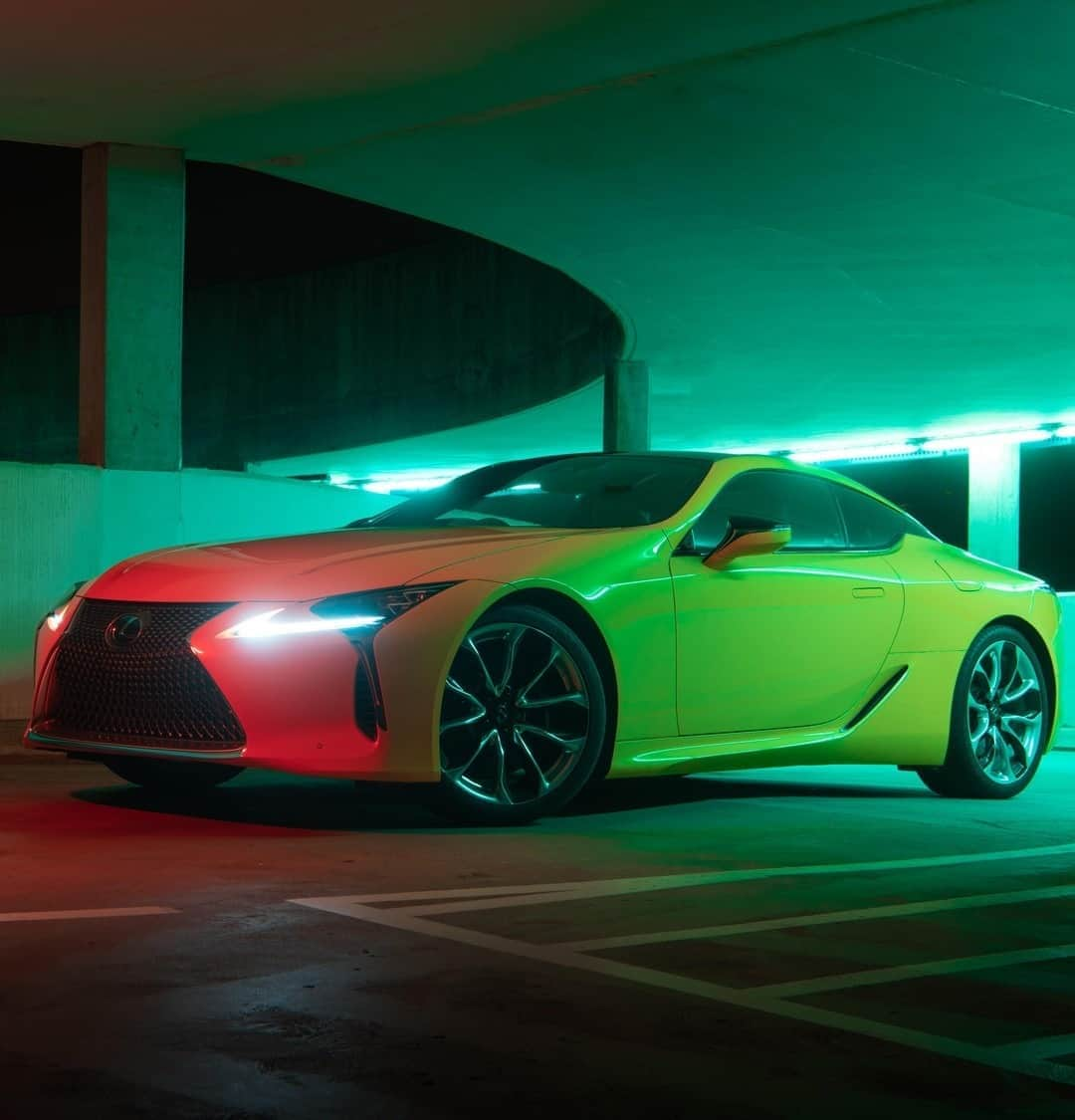 Lexus UKのインスタグラム