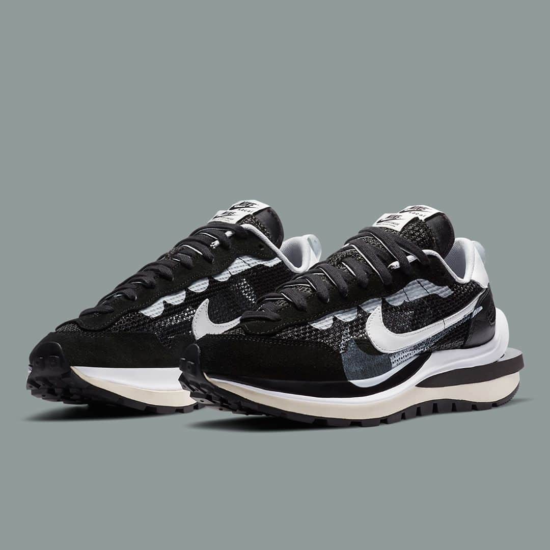 Sneaker Newsさんのインスタグラム写真 - (Sneaker NewsInstagram)「Is the sacai x Nike Vapor Waffle the best collaboration of 2020, or do you have another nominee? For a closer look at official images, hit the link in our bio.」10月25日 1時02分 - sneakernews