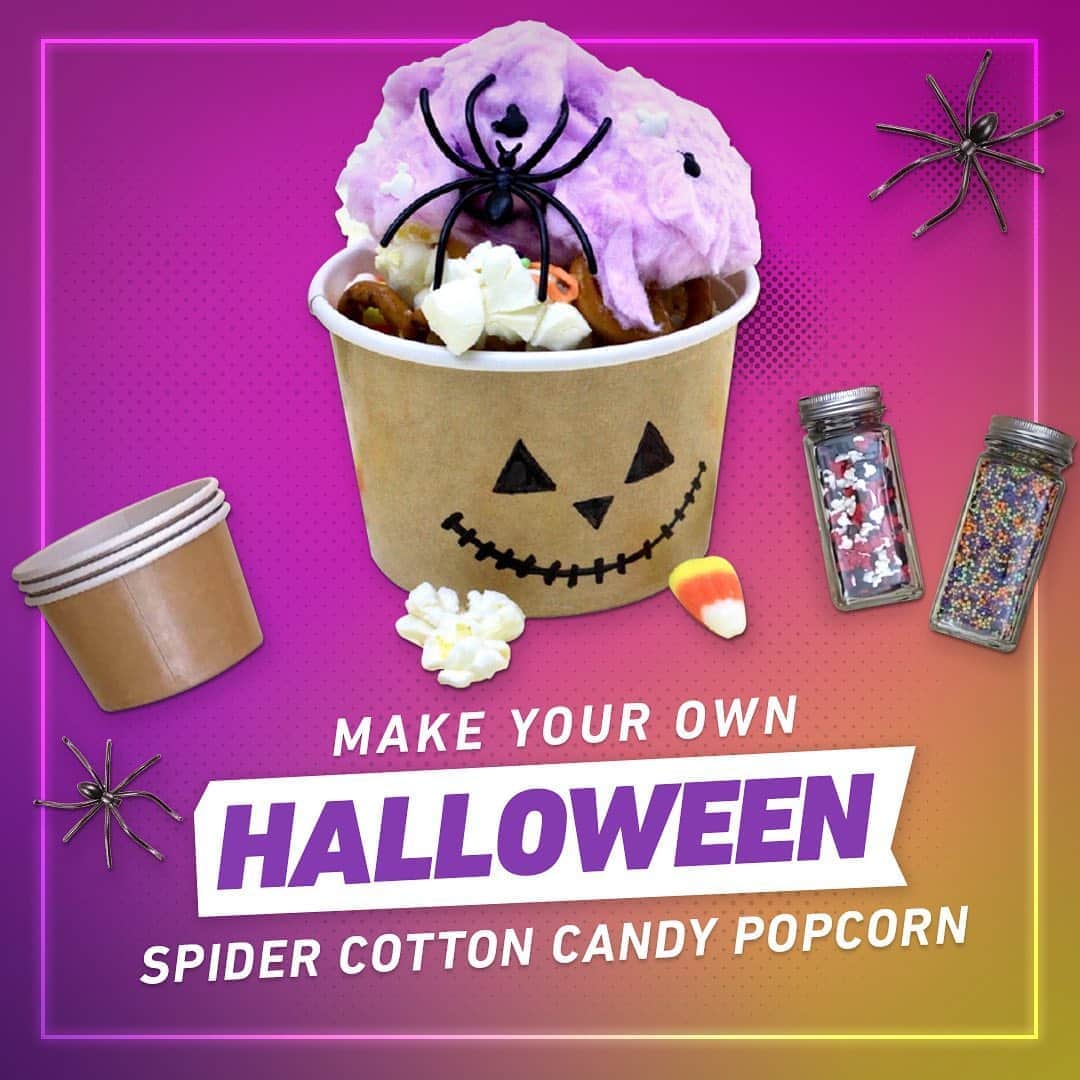 Disney Channelさんのインスタグラム写真 - (Disney ChannelInstagram)「This Halloween treat has all the best ingredients: popcorn, pretzels, cotton candy, and … spiders! 🕷🕸 Follow the instructions below to make our Spider Cotton Candy Popcorn!  🍿 In a bowl, mix in popcorn, pretzels and candy corn 🖌 Draw spooky fun faces on the cups 🍫 Drizzle chocolate on top of mix in the cups 🥄 Add sprinkles  🎃 Place cotton candy on top 🕷 Add more sprinkles and a toy spider」10月25日 1時01分 - disneychannel