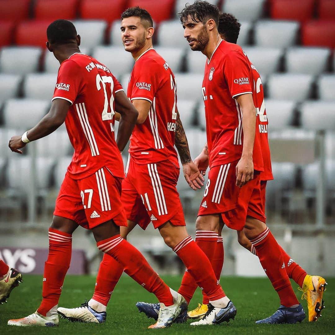 ハビ・マルティネスさんのインスタグラム写真 - (ハビ・マルティネスInstagram)「Squad ⚡️#fcbayern #sqaudgoals💯 #Javi8」10月25日 1時12分 - javi8martinez