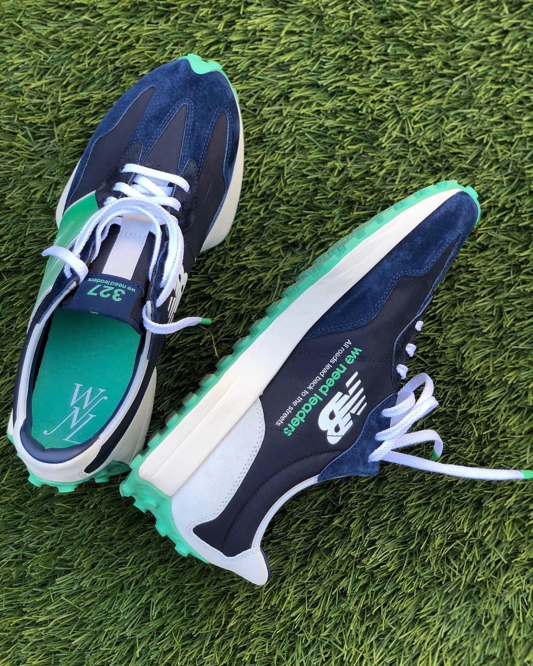 パブリックスクールのインスタグラム：「These our voting kicks. @newbalance」