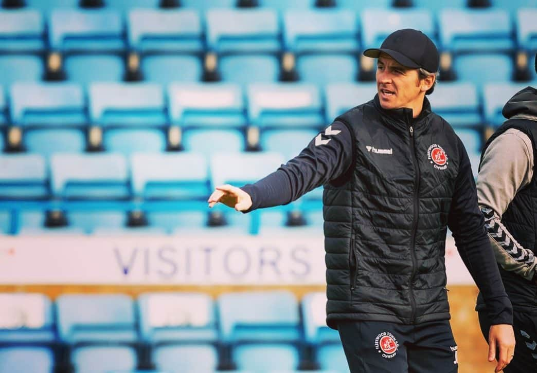 ジョーイ・バートンさんのインスタグラム写真 - (ジョーイ・バートンInstagram)「Fantastic performance from the team today. We recover and continue the hard work Tuesday at Highbury.   @ftfcofficial #codarmy」10月25日 1時41分 - joey7bartonofficial