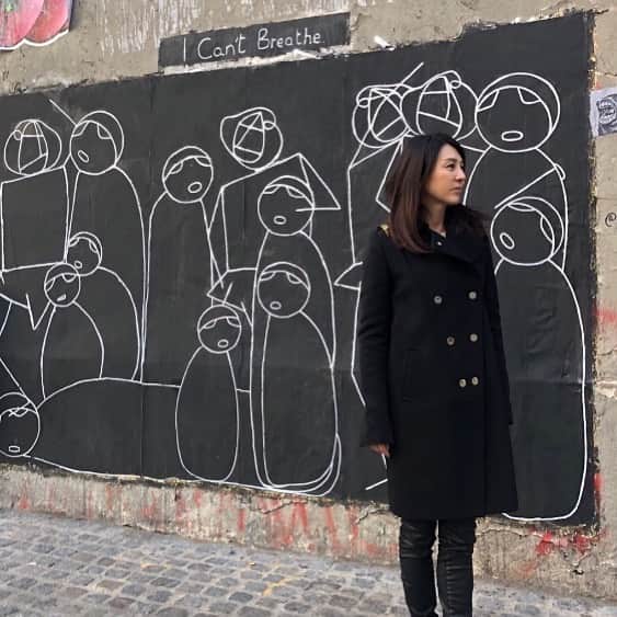 雨宮塔子さんのインスタグラム写真 - (雨宮塔子Instagram)「パリにあるバンクシー作品について書いたパリ通信#11がアップされました！」10月25日 1時47分 - amemiya.toko