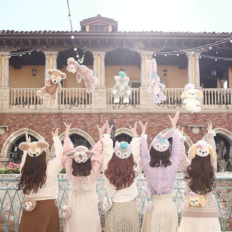 ローリエプレス編集部さんのインスタグラム写真 - (ローリエプレス編集部Instagram)「🏰🐭﻿ ﻿ ハロウィンディズニーバウンドでやりたい♡﻿ ﻿ おしゃれコーデと身につけグッズで、かわいいキャラクター風に変身！﻿ ﻿ ﻿ ❤︎ Thank You ❤︎﻿ @mgmilk___  ﻿ ﻿ ﻿📝 私服でおしゃれディズニーバウンド♡ハロウィンを楽しめるアイテムリスト紹介  https://laurier.excite.co.jp/i/E1602565270499 ﻿ ﻿ ﻿ ﻿ #laurierpress #ローリエプレス #ディズニーバウンド #ディズニーコーデ #ダッフィーフレンズ #ダッフィー バウンド #シェリーメイバウンド #クッキーアンバウンド #ジェラトーニバウンド #ミッキーバウンド #スリンキーバウンド #ハムバウンド」10月24日 17時12分 - laurier_press