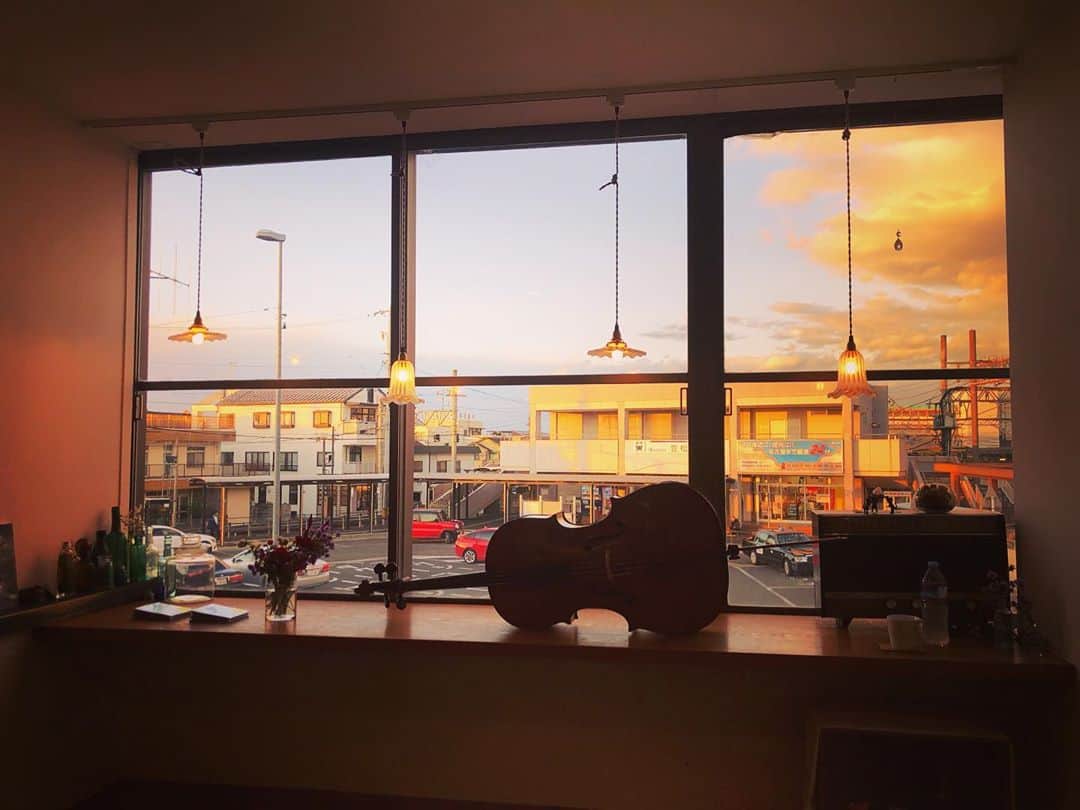 新倉瞳のグルメインスタ