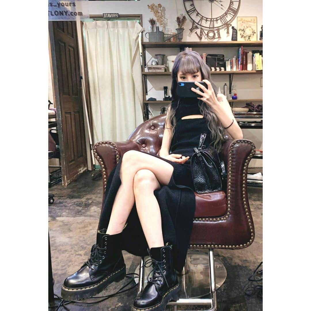 中川ジュリアのインスタグラム：「色落ち防止してきた💇‍♀️」