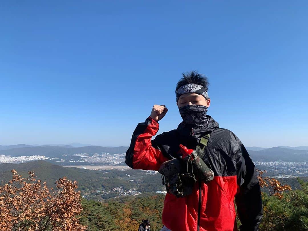 Paloaltoのインスタグラム：「오랜 친구들과 즐거운 산행~」