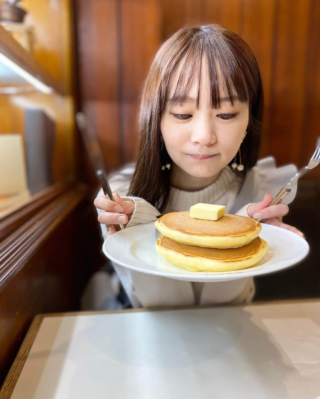 浜田翔子さんのインスタグラム写真 - (浜田翔子Instagram)「京都食べたもの  カブさん　 お友達 ひとみさんに💕@hitomi_eto_0423  🥰🥞 教えていただいた スマートコーヒーのフレンチトーストが美味しいて事で行きました🥰  今回ひとみさんに教えてもらったとこどこも素敵で美味しかったぁ😍 　 おおきに〜😍」10月24日 17時42分 - shoko_hamada