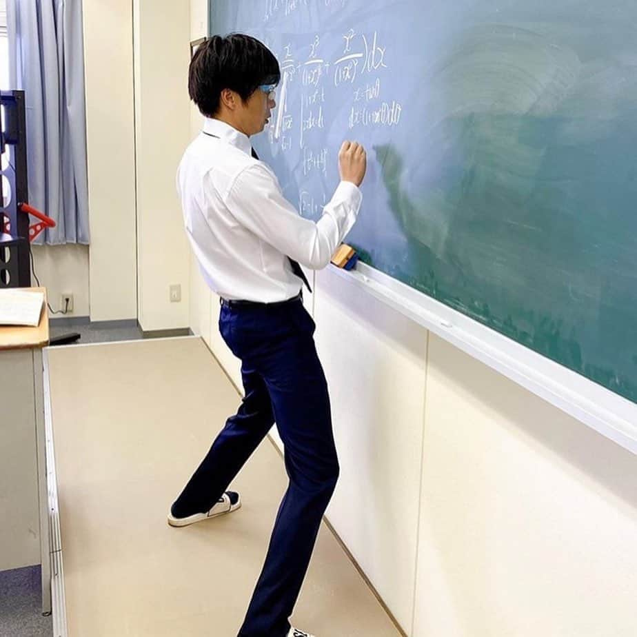 田中圭さんのインスタグラム写真 - (田中圭Instagram)「. . 授業受けたい！！！！ もちろん生徒は全員タナカー😇💘 . #田中圭」10月24日 17時58分 - kei___0710