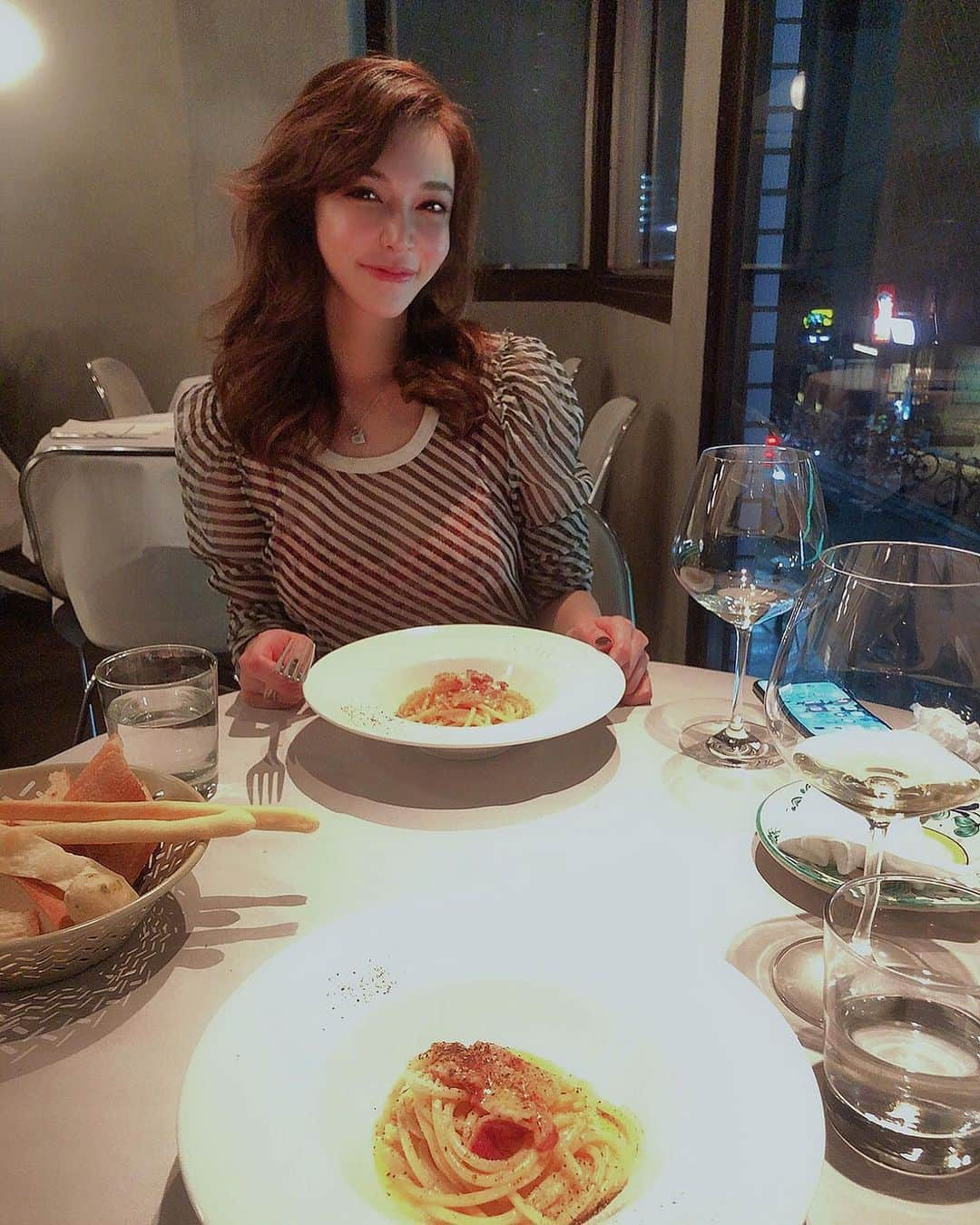 茶谷伊織さんのインスタグラム写真 - (茶谷伊織Instagram)「. 可愛い子ちゃんとDinner🍽 女子会楽しかった☺️💗  #麻布十番 #イタリアン #女子会」10月24日 18時08分 - iori_c