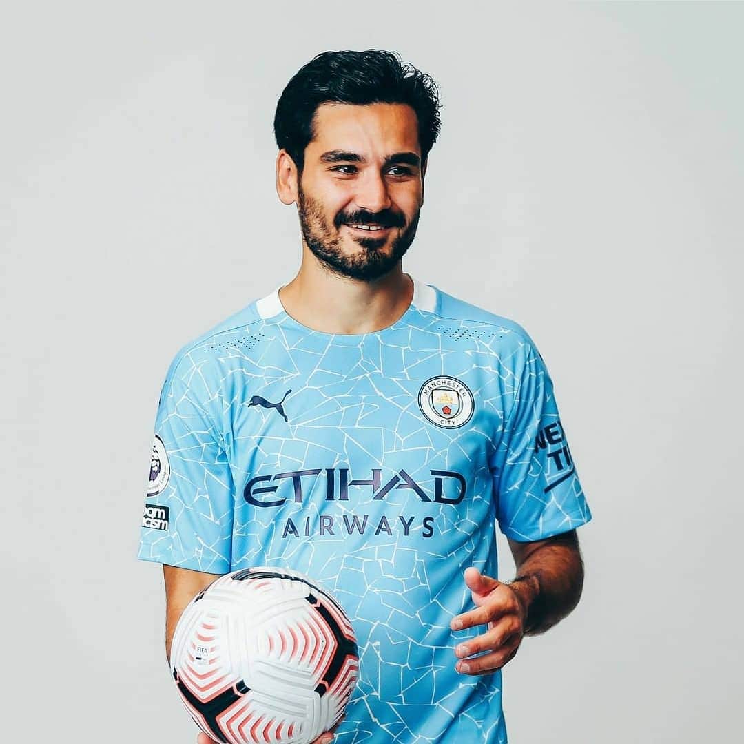 のインスタグラム：「HBD @ilkayguendogan!!!」