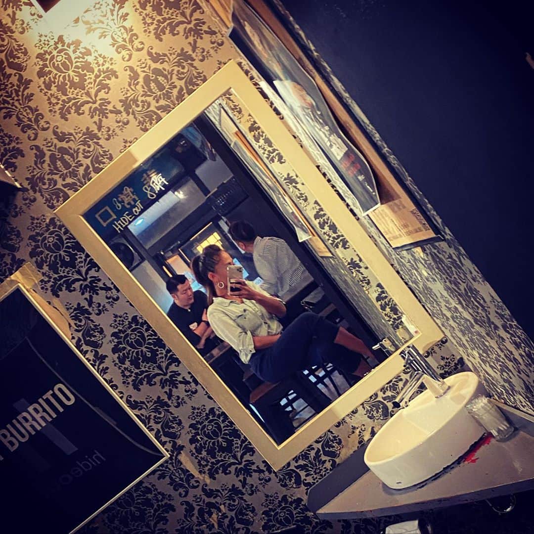 世礼奈のインスタグラム：「Don't look at me with your eyes like that! I don’t want you to make any assumptions about me. lol」