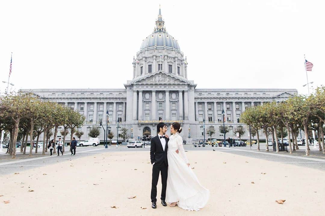 Ruby Kwanのインスタグラム：「4 years ago today, we tied our knot at San Francisco City Hall. 👰🏻💒🤵🏻 Ever since then I became the happiest and the most beloved woman on earth. ❤️ Love you @travisng5. Happy 4th Anniversary! #rougeclosetwedding」