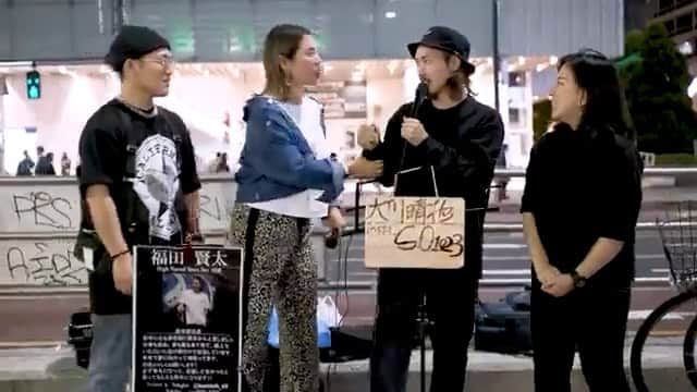 acaneのインスタグラム：「・ この動画のおかげで 沢山の人に出会えたなあ。 なんとYouTubeでは750万回再生されてるそうです。  久しぶりに今日新宿まで 路上ライブ見に行ったら、 待ち合わせしてないのに めっちゃ音楽仲間に会えて幸せでした。  今年の1〜2月までは それが当たり前やったのになあ、と  路上ライブはやっぱりacaneの原点やし 「もう路上ライブはせんでいいんやない？」 って言われることも正直あるけど、 いつかまたやりたい。できたらいいな！ それまでは自分のチカラもっと伸ばします！  #画質悪すぎ #大川晴也 #acane #福田賢太 #miyone #路上ライブ」