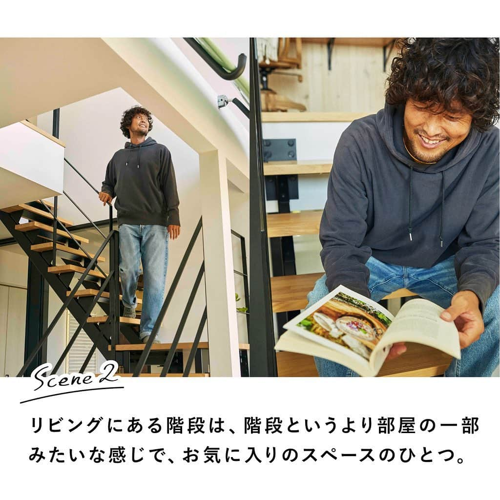 RE住むRENOVATIONさんのインスタグラム写真 - (RE住むRENOVATIONInstagram)「Dolive × OCEANS スペシャルタイアップ企画！﻿ ﻿ 海男マーシーが、Doliveから生まれた住宅﻿ 「WTW HOUSE」に住んだなら? ﻿ 第2回は、このグルーヴィーな家でマーシーがどんな風に過ごしているのかを突撃レポート。﻿ それでは、おじゃましまーす！﻿ ﻿ 丘の上に立つその家は、海に向かって開かれるように建てられている。ここは、マーシーの“波待ちの家”だ。﻿ ﻿ 真っ白い外壁のアクセントなっているターコイズブルーのドアを開けて、マーシーが「いらっしゃい！」と出迎えてくれた。﻿ 室内に入ると、吹き抜け空間の明るさに目をしばたたく。リビングは吹き抜けになっていて、２階の大きな窓と１階のウッドデッキに繋がる開口部からさんさんと光が入る。その向こうには、海の風景が広がる。﻿ ﻿ 「家のどこからでも海が見えるから、いつも波を待っている気分になるんだよね」と、マーシー。この家を波待ちの家と呼ぶのにも納得だ。﻿ ﻿ リビングのソファに座ると、真正面が海だ。大きな窓が海の風景を四角く切り取って、まさに海を眺めるための特等席。﻿ 「だからさ、ここで昼寝するのすごい気持ちいいんだよね。目が覚めたときに、海が最初に見えるって、最高じゃない」。﻿ 海を臨むこの家は、時間の流れも他とはちょっと違う感じ。ゆったりその流れに身を委ねていると、心身がほどけていくようだ……﻿ 最高のリラックスが、この家にはあった。﻿ ﻿ また、Doliveだけで見られる特別企画、編集部がマーシーさんに毎回5つの質問を紹介していくコーナーも公開中！﻿ 2回目はマーシーさんのおうち時間について伺っています。ぜひご覧ください！﻿ ﻿ ﻿ トップのリンクよりWEB記事をご覧ください！﻿ @dolive.media﻿ ﻿ ......................... ﻿ ﻿ #dolivemedia﻿ #dolive﻿ #暮らしをカジュアルに楽しむメディア﻿ ﻿ #oceans #oceans_magazine #オーシャンズ #三浦理志 #マーシー #MarcysGroovyHome #dolivehouse #wtwhouse #wtwhouseproject #wtwstyle #wtw #ライフスタイル #西海岸 #西海岸スタイル #海が好き #ビーチスタイル #サーファーズハウス #インテリア #西海岸インテリア #カリフォルニアスタイル #暮らしを楽しむ #暮らし #マイホーム #ウッドデッキのある暮らし #ウッドデッキのある家 #海を感じる家 #海が見える家」10月24日 18時57分 - dolive.media